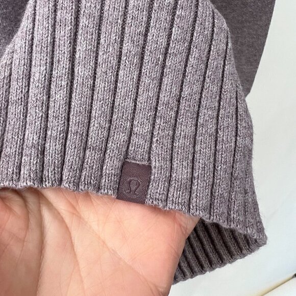 Lululemon Still lotus reversible sweater, lavender, Size 2or 4 N24 - Picture 8 of 8